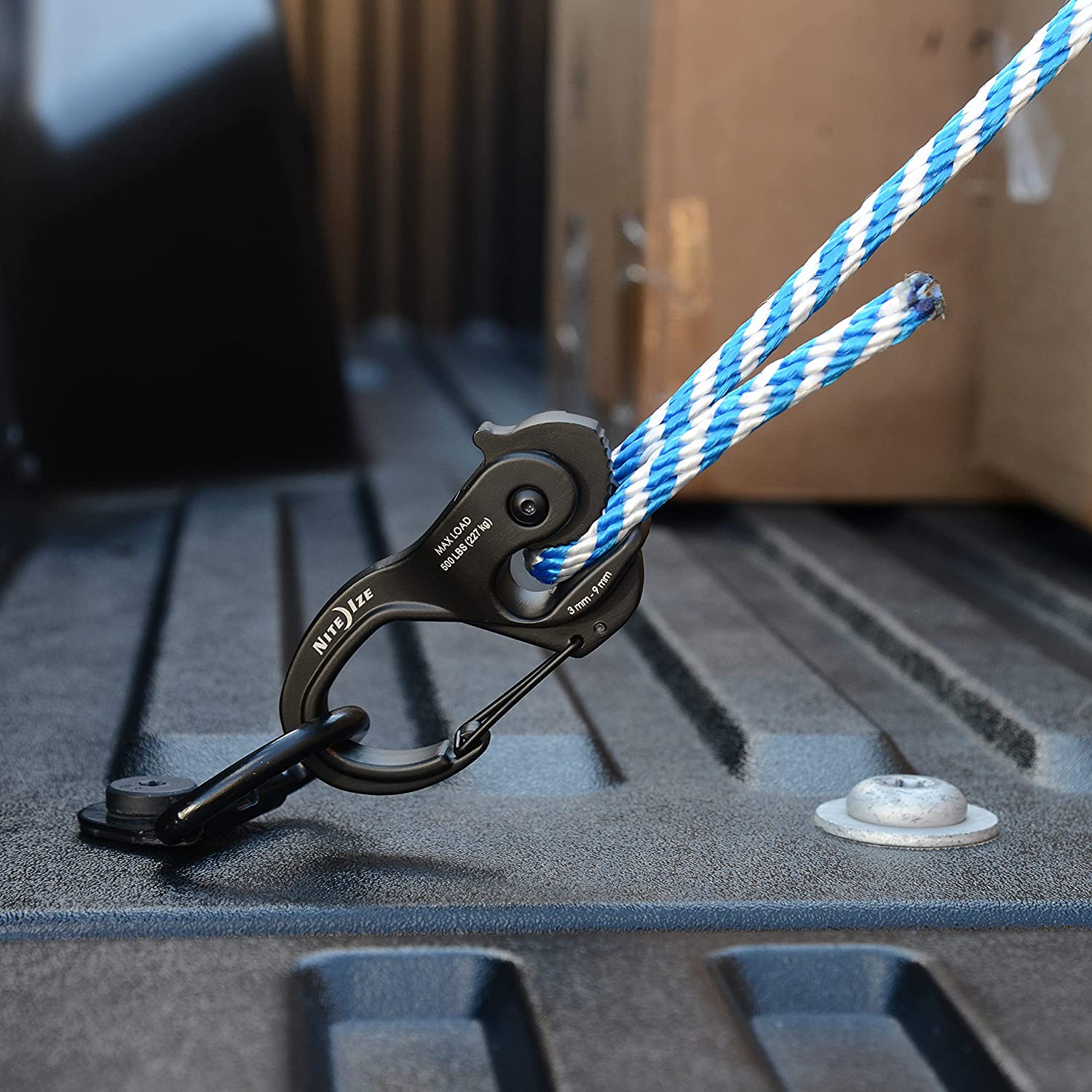 Карабин алюминиевый для натяжения веревок и шнуров Nite Ize CamJam XT - фото